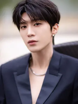 黄远达（范丞丞饰演）